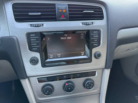 2015 Volkswagen Golf TDI S