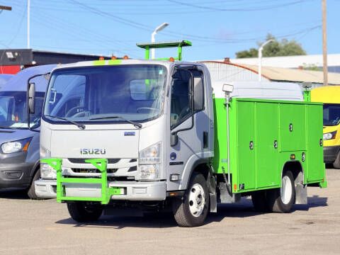 2017 Isuzu NPR-HD