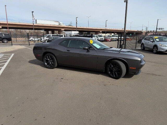 2022 Dodge Challenger SXT