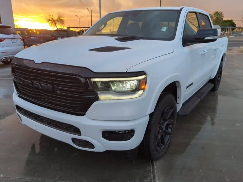 RAM Ram 1500 Pickup's photo