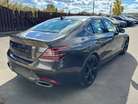 2023 Genesis G70