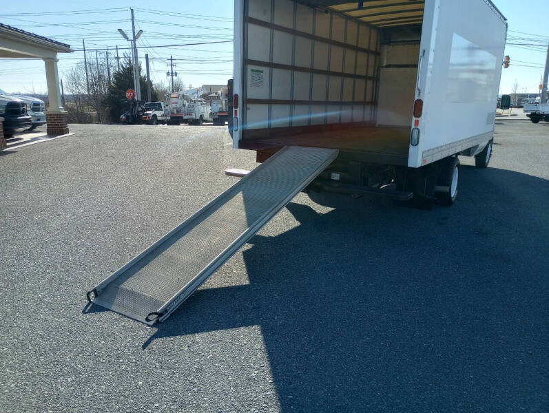 2017 Ford E-Series E-350 SD