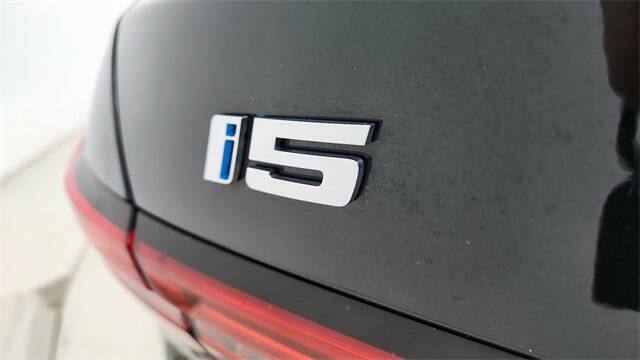 2024 BMW i5 eDrive40
