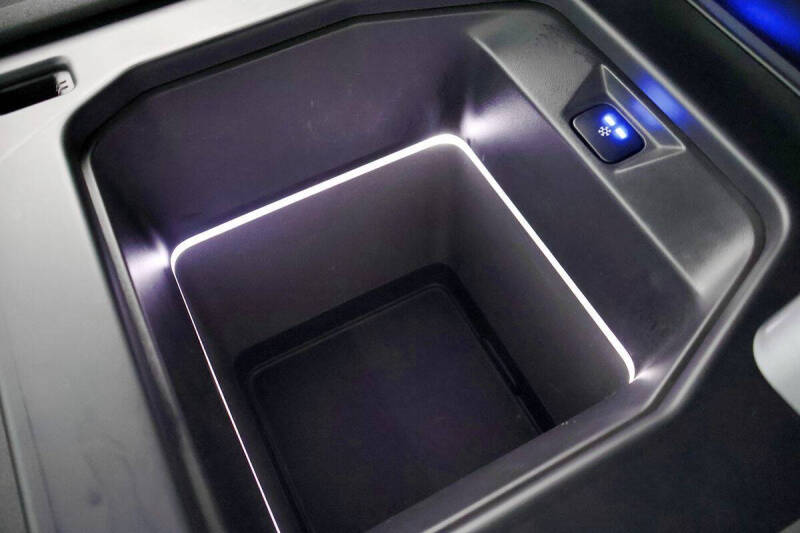 2023 Land Rover Defender 90 S