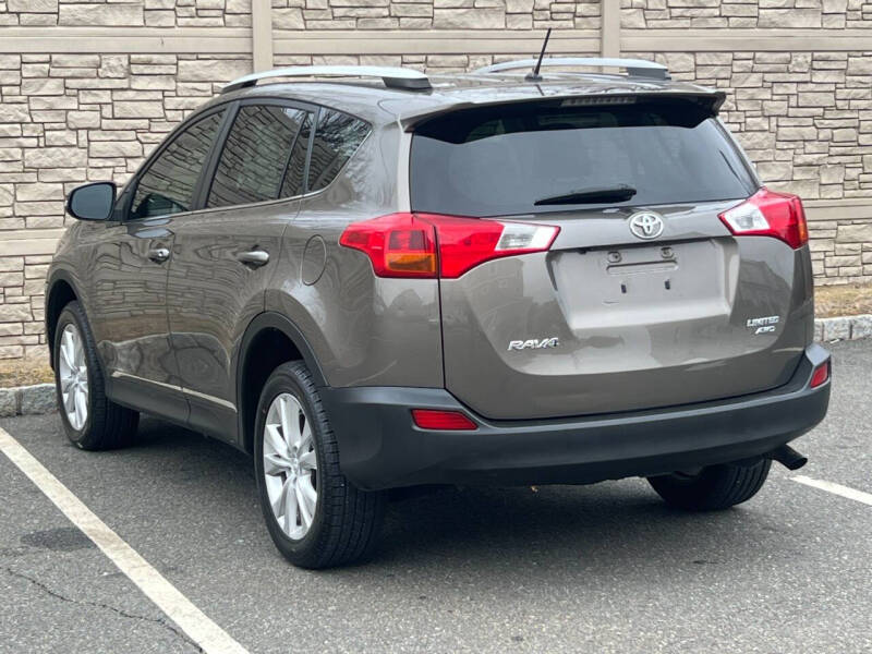 2013 Toyota RAV4 Limited photo 8