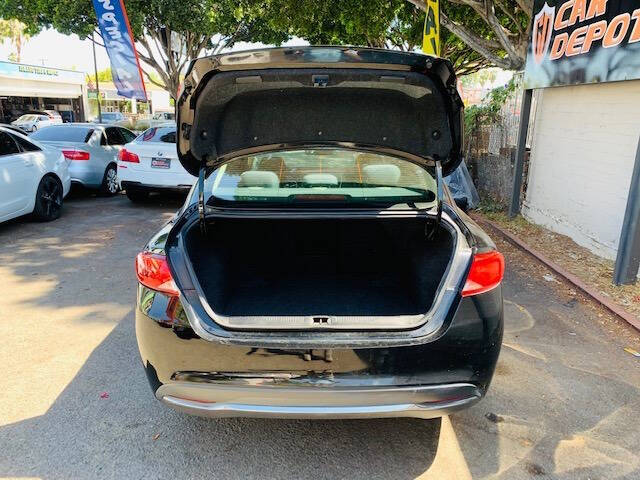 2016 Chrysler 200 Limited