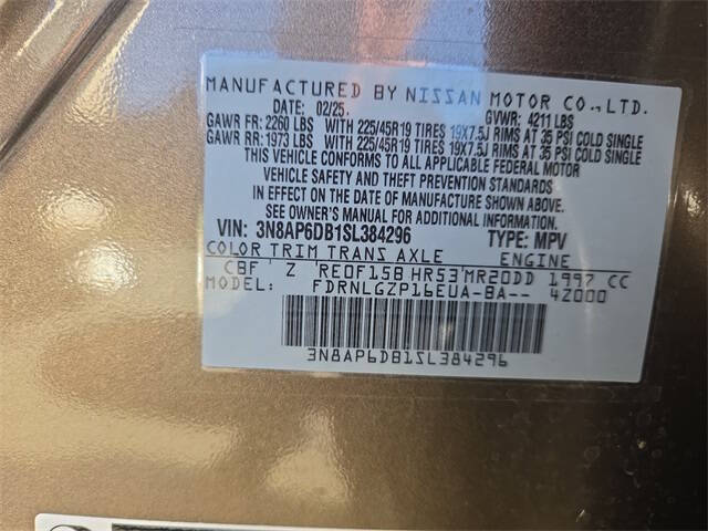 2025 Nissan Kicks SR