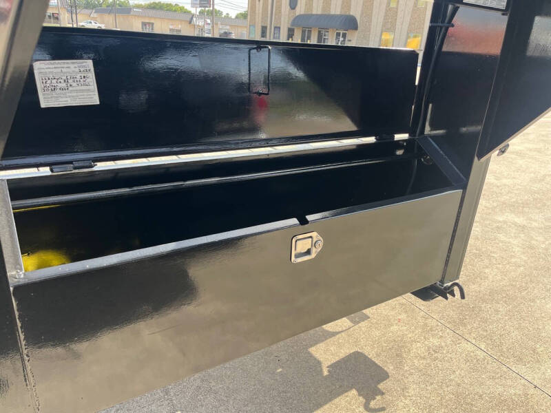 2022 NOVAE SURE-TRAC