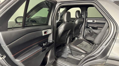 2022 Ford Explorer ST-Line