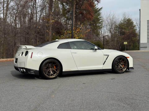 2014 Nissan GT-R Premium