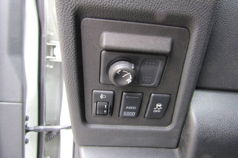 2013 Nissan Rogue SV w/SL Package