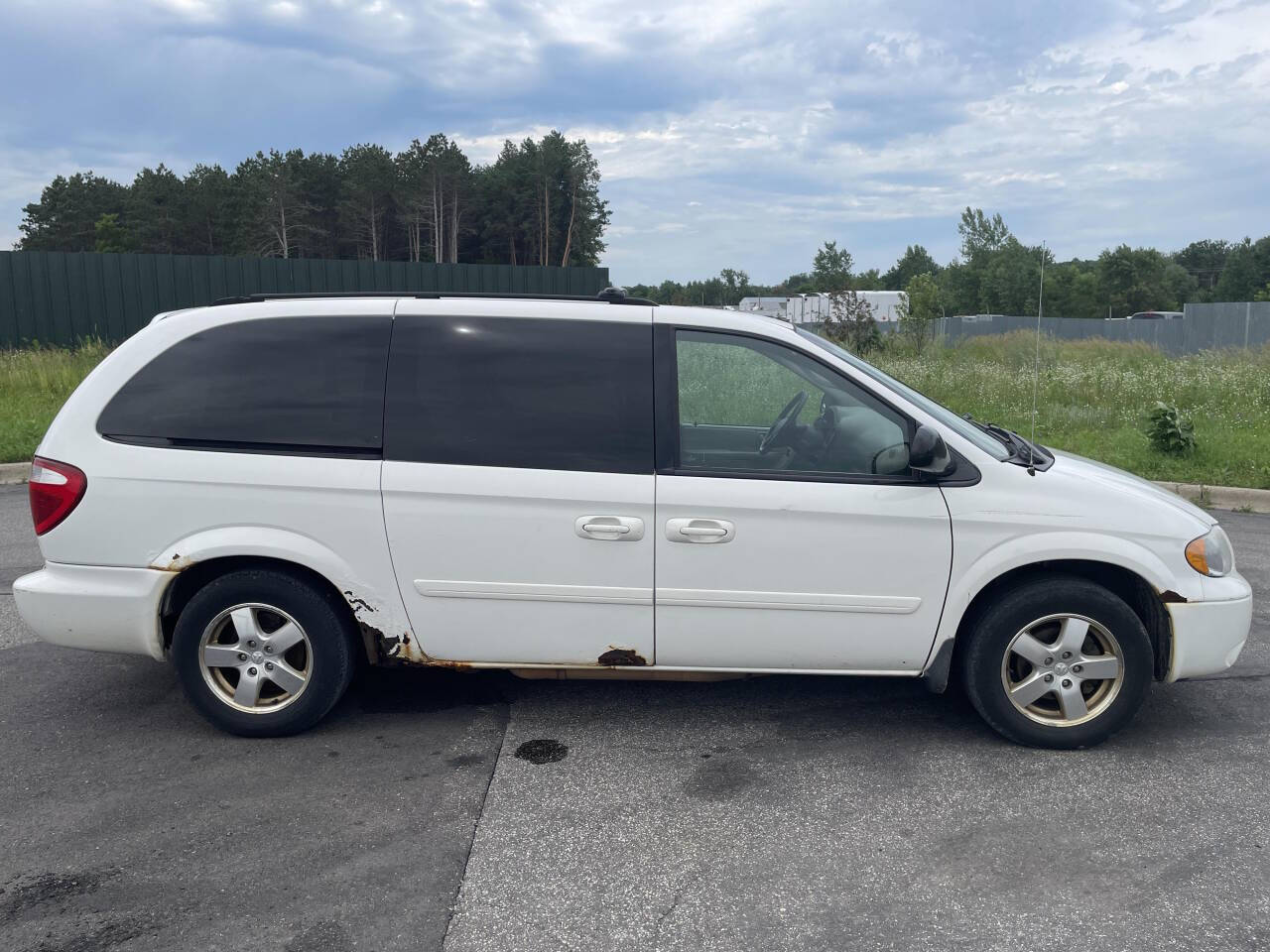 2006 Dodge Grand Caravan for sale at Twin Cities Auctions in Elk River, MN