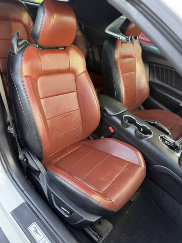 2016 Ford Mustang EcoBoost Premium