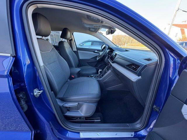 2024 Volkswagen Taos SE 4Motion