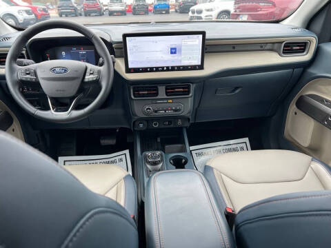 2025 Ford Maverick Lariat