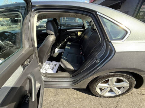 2013 Volkswagen Passat