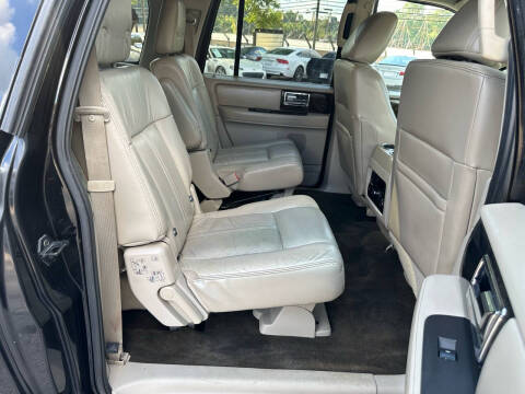 2016 Lincoln Navigator L Select