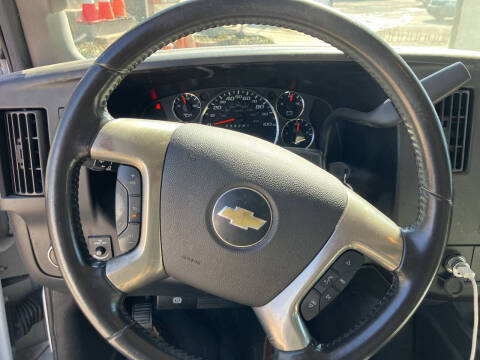 2019 Chevrolet Express 2500