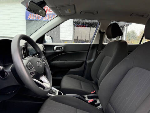 2022 Hyundai Venue SE