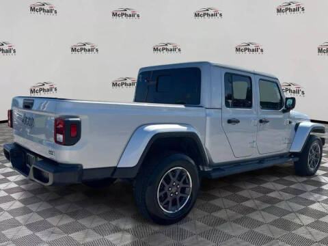 2023 Jeep Gladiator Overland