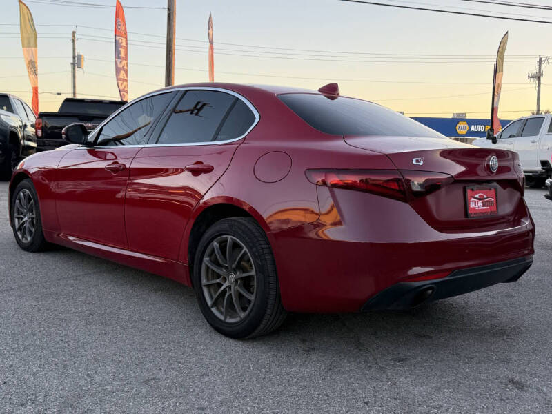 2019 Alfa Romeo Giulia Sport