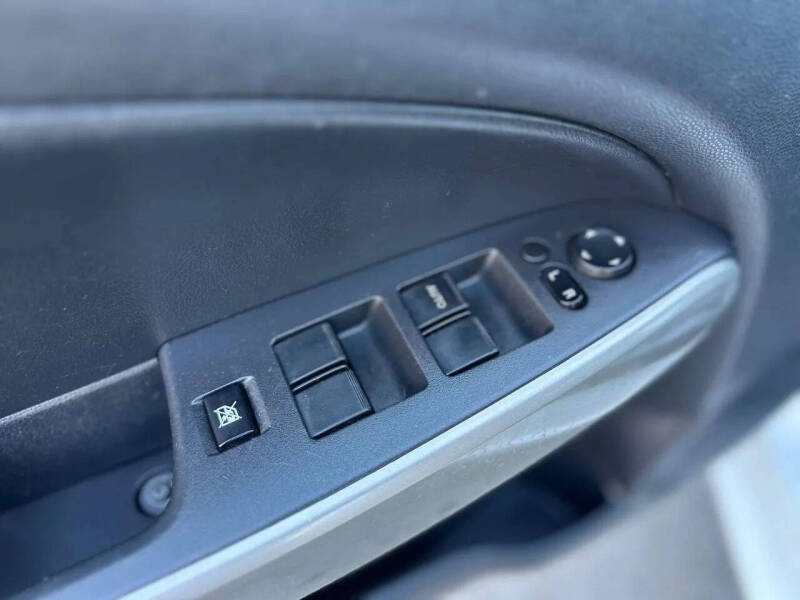 2013 Mazda MAZDA2 Touring