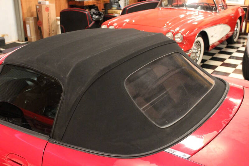 2003 Mazda MX-5 Miata