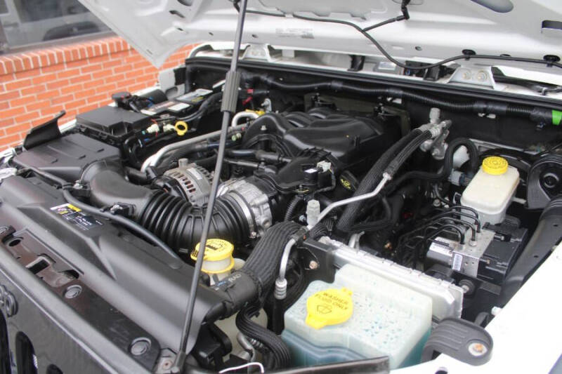 2017 Jeep Wrangler Willys Wheeler