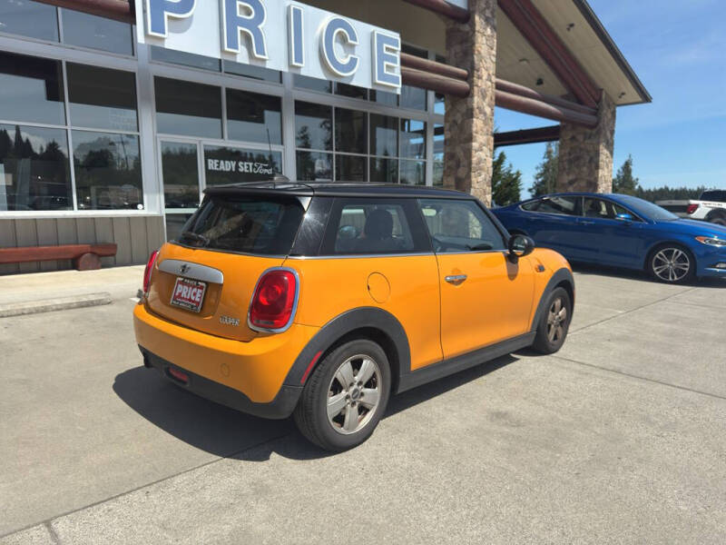 2015 MINI Hardtop 2 Door Cooper
