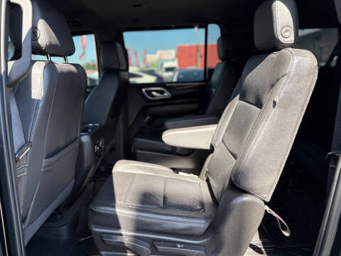 2021 Chevrolet Suburban LT