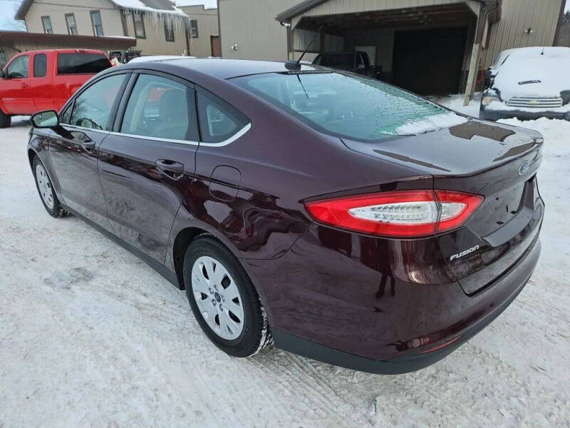 2013 Ford Fusion S