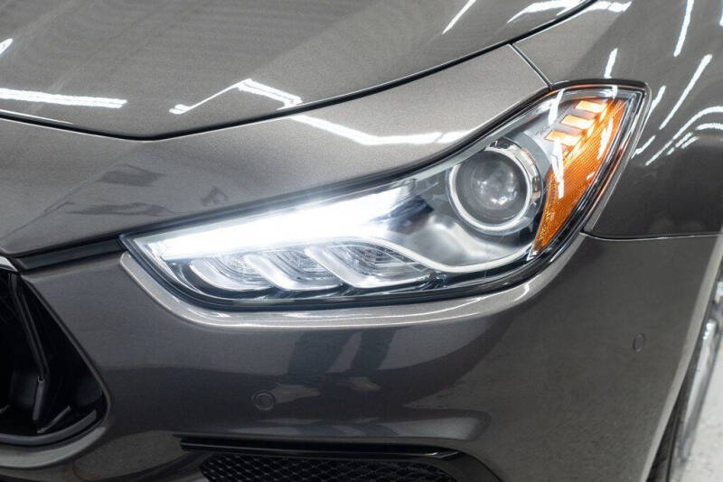 2022 Maserati Ghibli Modena Q4