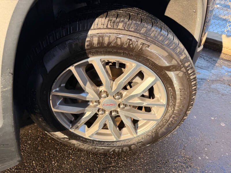 2018 GMC Acadia SLE-2