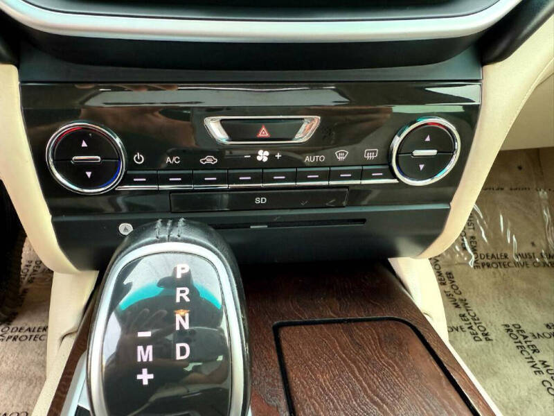 2015 Maserati Ghibli