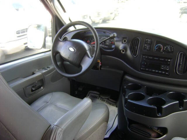 2008 Ford E-Series E-150 XL