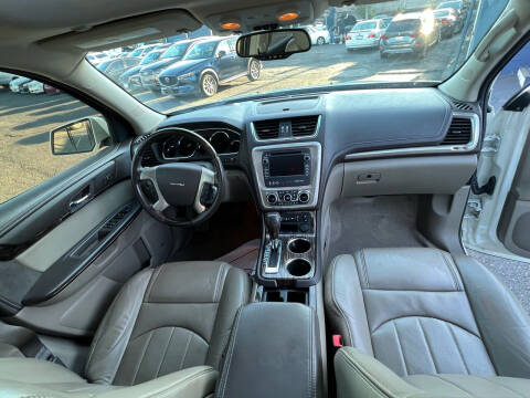 2013 GMC Acadia Denali