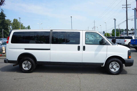 2017 Chevrolet Express LS 3500