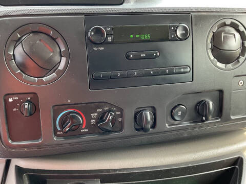 2013 Ford E-Series E-350 SD