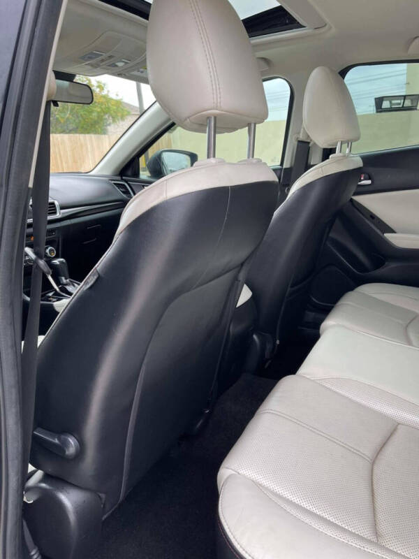 2018 Mazda MAZDA3 Grand Touring