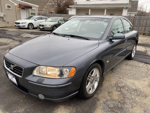 2005 Volvo S60 for sale at Volare Motors in Cranston RI