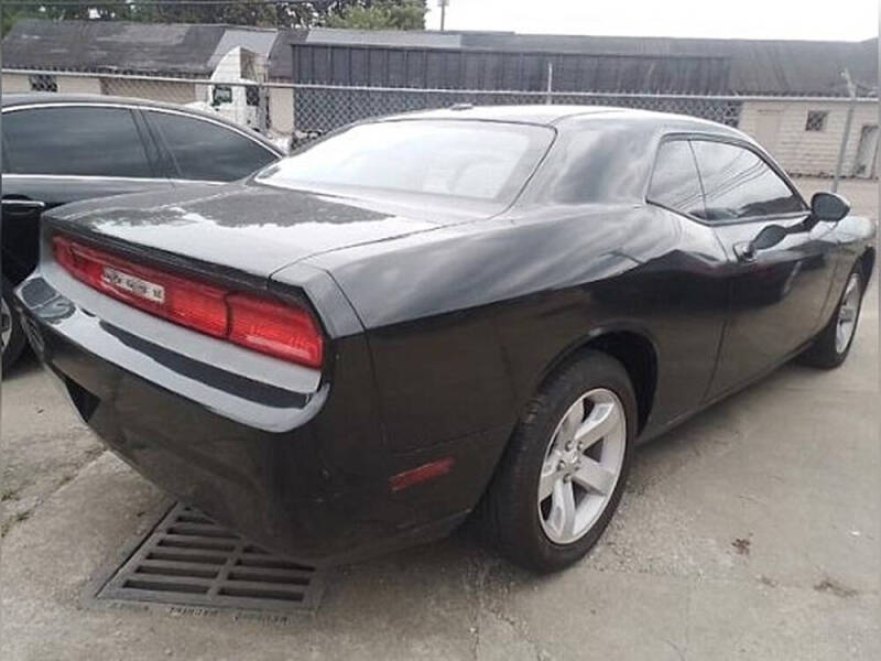 2010 Dodge Challenger SE