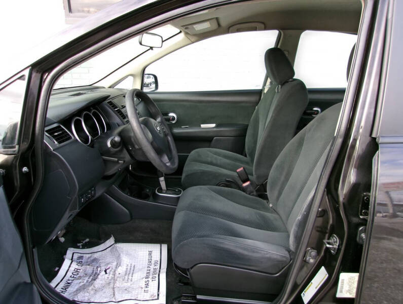 2012 Nissan Versa 1.8 S