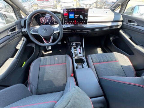 2026 Volkswagen Golf GTI SE
