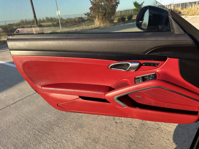 2017 Porsche 911 Carrera GTS