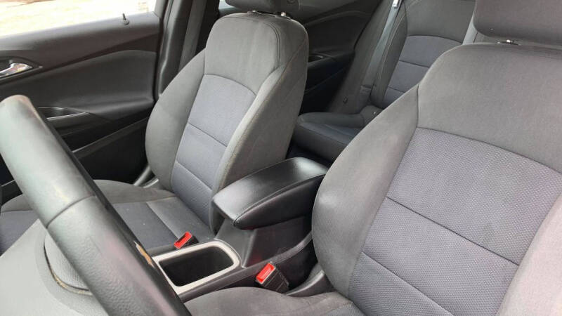 2018 Chevrolet Cruze LS Auto