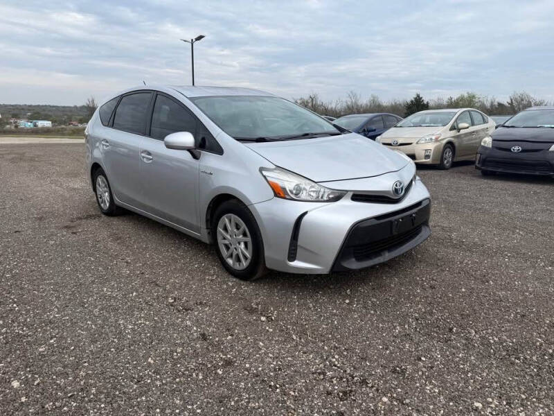 2017 Toyota Prius v Three