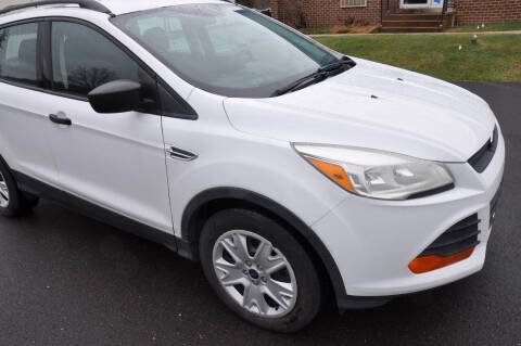 2016 Ford Escape S
