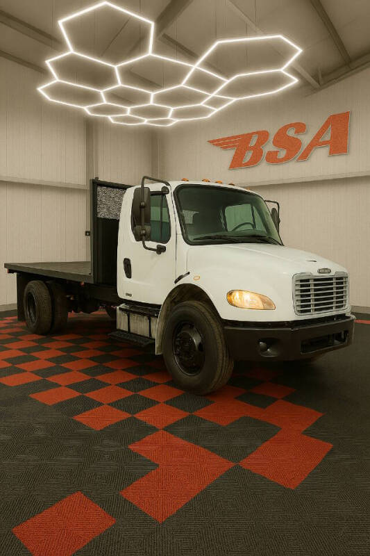 2006 Freightliner M2 106