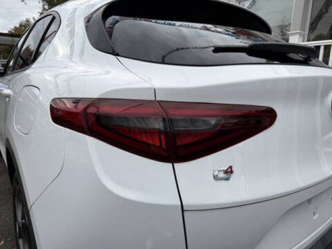 2022 Alfa Romeo Stelvio Ti