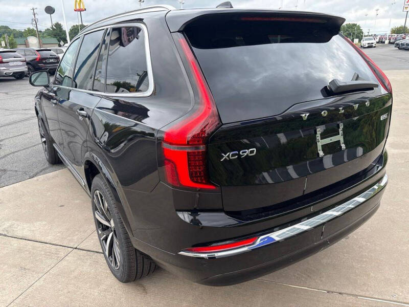2026 Volvo XC90 B5 Core